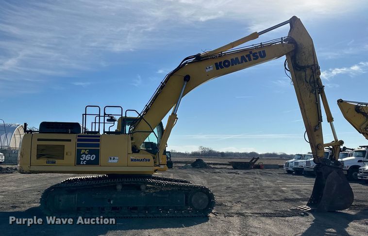 image for item NL9321 2014 Komatsu PC360LC-10 excavator