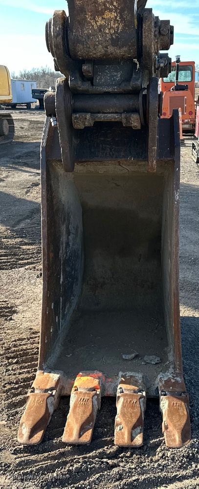 image for item NL9321 2014 Komatsu PC360LC-10 excavator