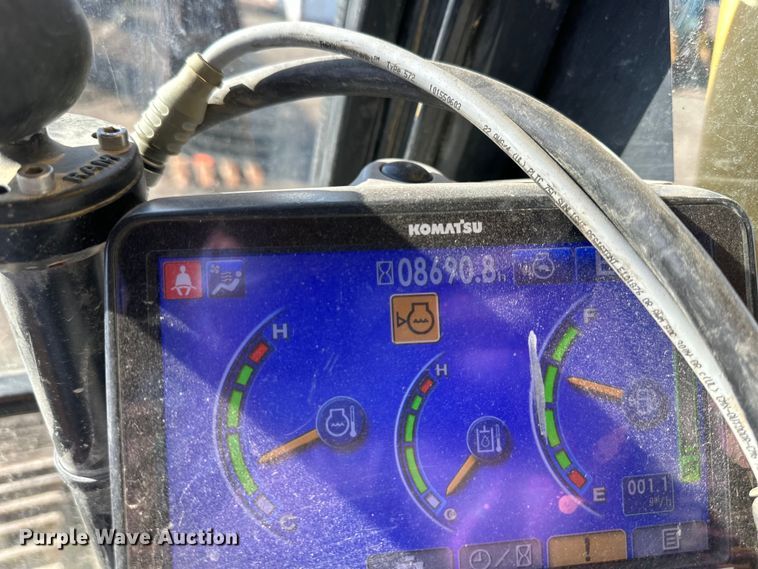 image for item NL9321 2014 Komatsu PC360LC-10 excavator