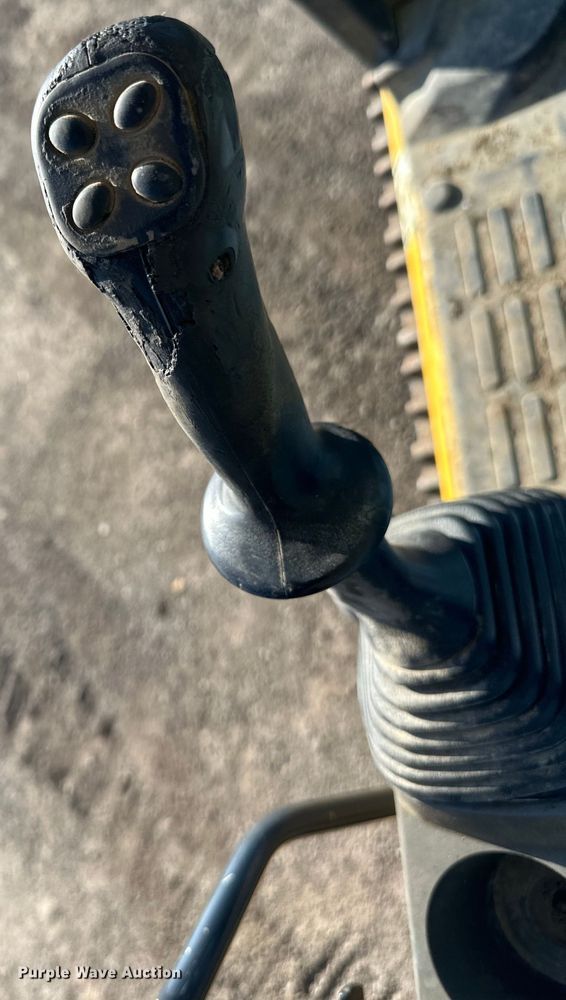 image for item NL9321 2014 Komatsu PC360LC-10 excavator