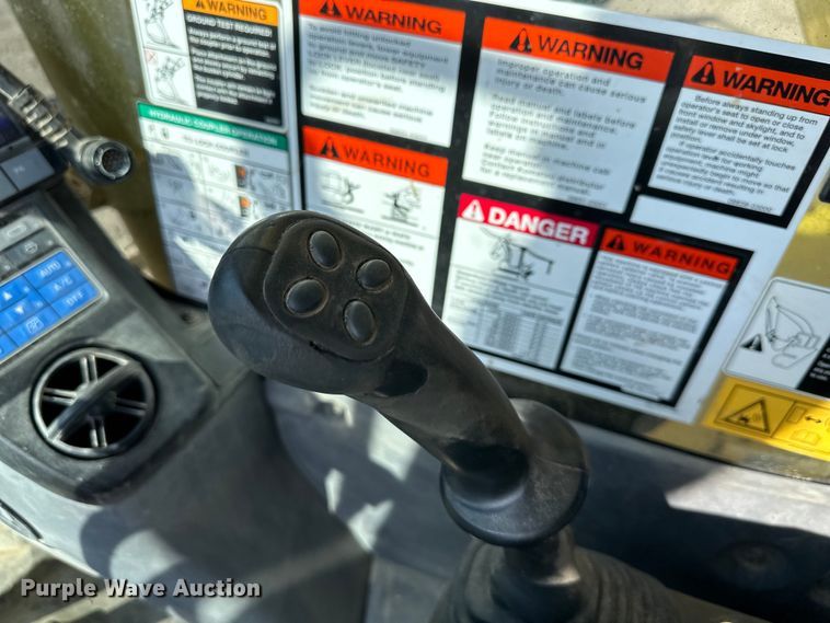 image for item NL9321 2014 Komatsu PC360LC-10 excavator