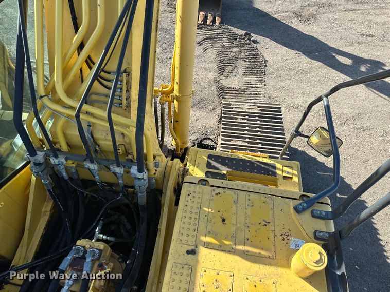 image for item NL9321 2014 Komatsu PC360LC-10 excavator