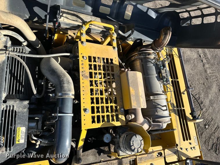 image for item NL9321 2014 Komatsu PC360LC-10 excavator