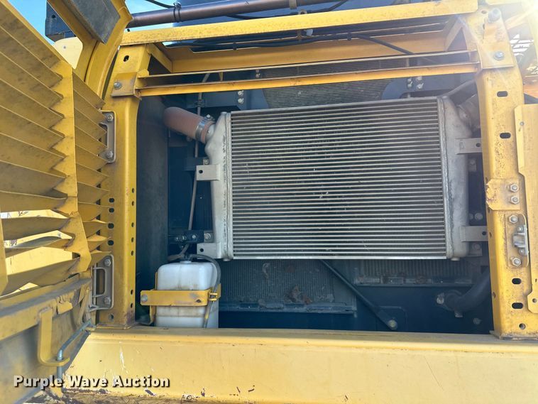 image for item NL9321 2014 Komatsu PC360LC-10 excavator