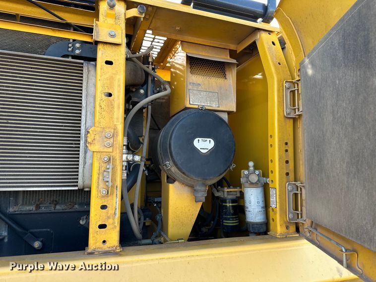 image for item NL9321 2014 Komatsu PC360LC-10 excavator