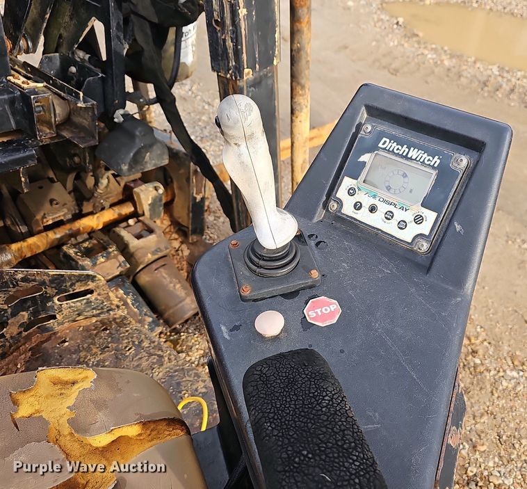 image for item NP9326 2010 Ditch Witch JT2020 Mach 1  directional boring unit
