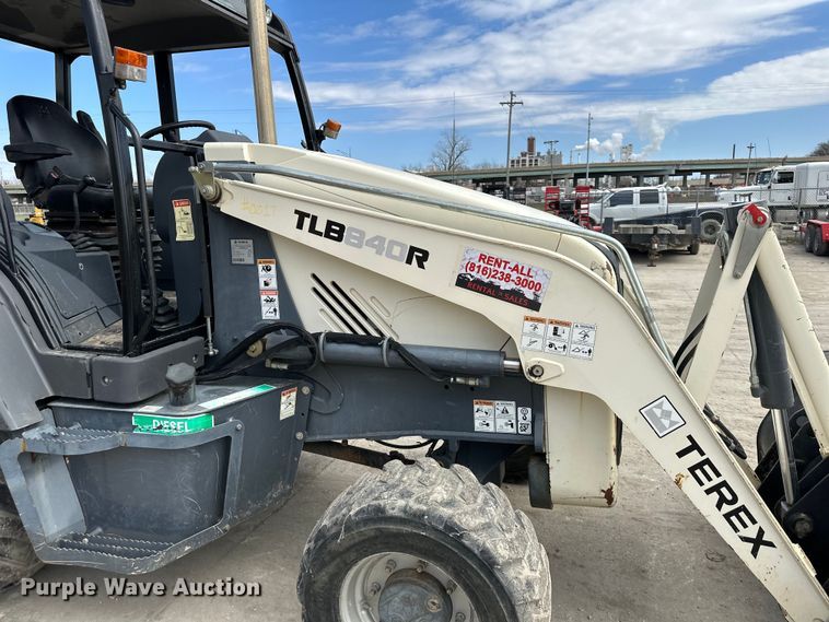image for item NT9051 2015 Terex TLB840R backhoe