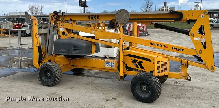 image for item NT9053 2012 Haulotte  45XA boom lift