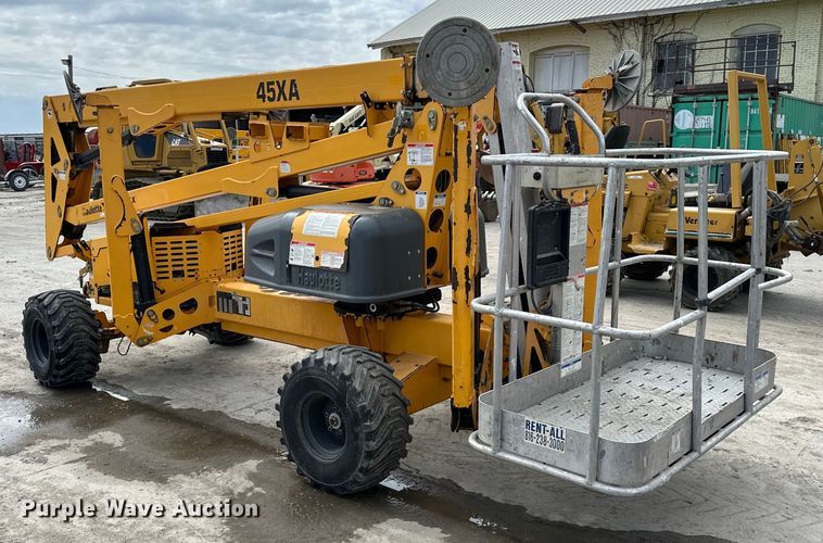image for item NT9053 2012 Haulotte  45XA boom lift