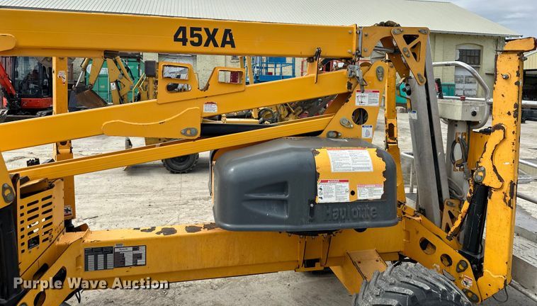 image for item NT9053 2012 Haulotte  45XA boom lift