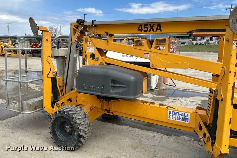 image for item NT9053 2012 Haulotte  45XA boom lift