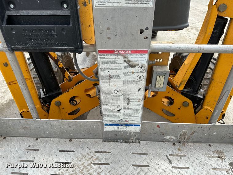 image for item NT9053 2012 Haulotte  45XA boom lift