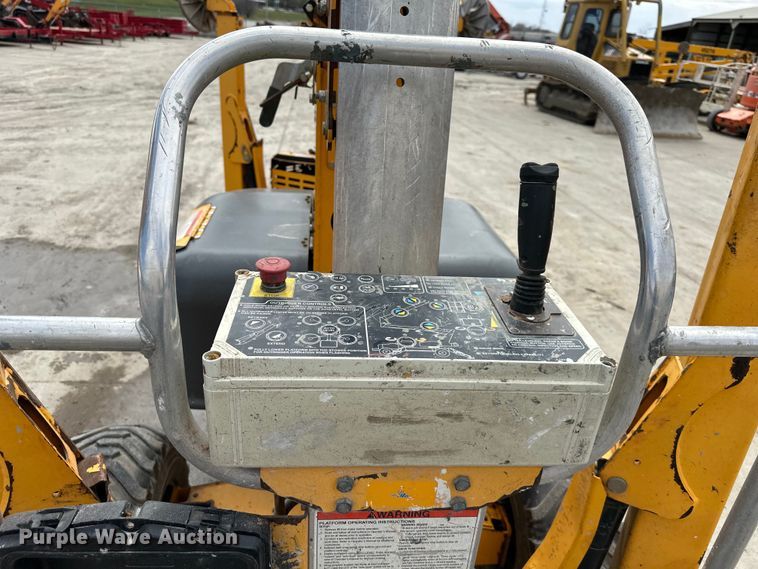 image for item NT9053 2012 Haulotte  45XA boom lift