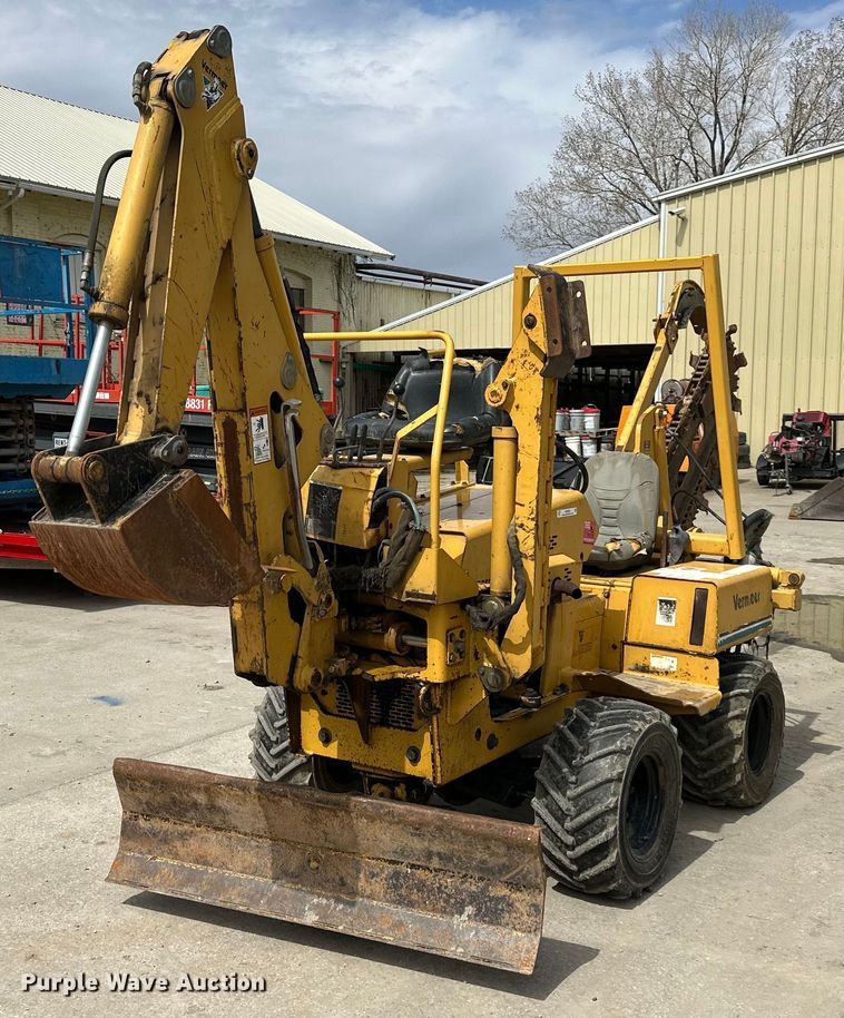 image for item NT9054 1998 Vermeer  V-3550A trencher