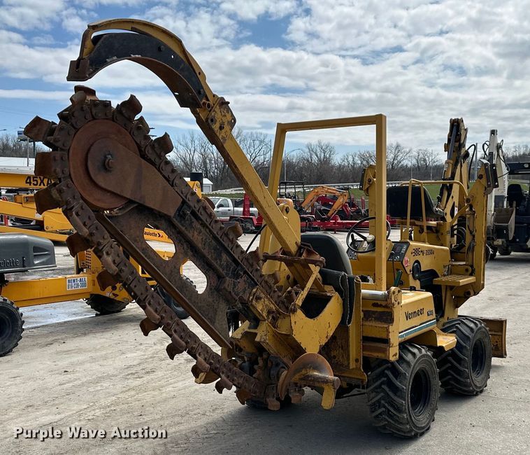 image for item NT9054 1998 Vermeer  V-3550A trencher