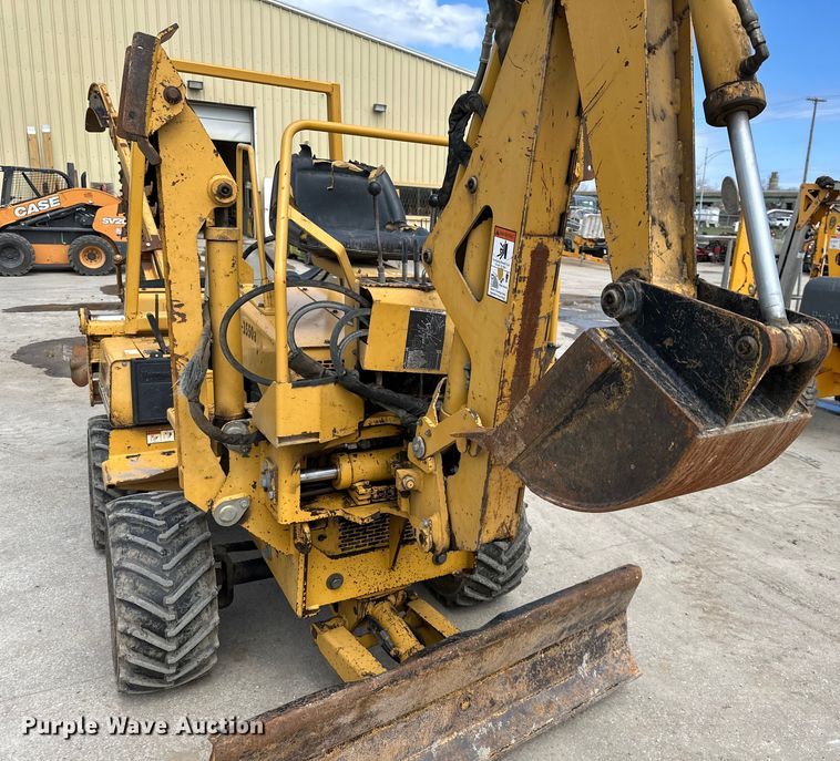 image for item NT9054 1998 Vermeer  V-3550A trencher