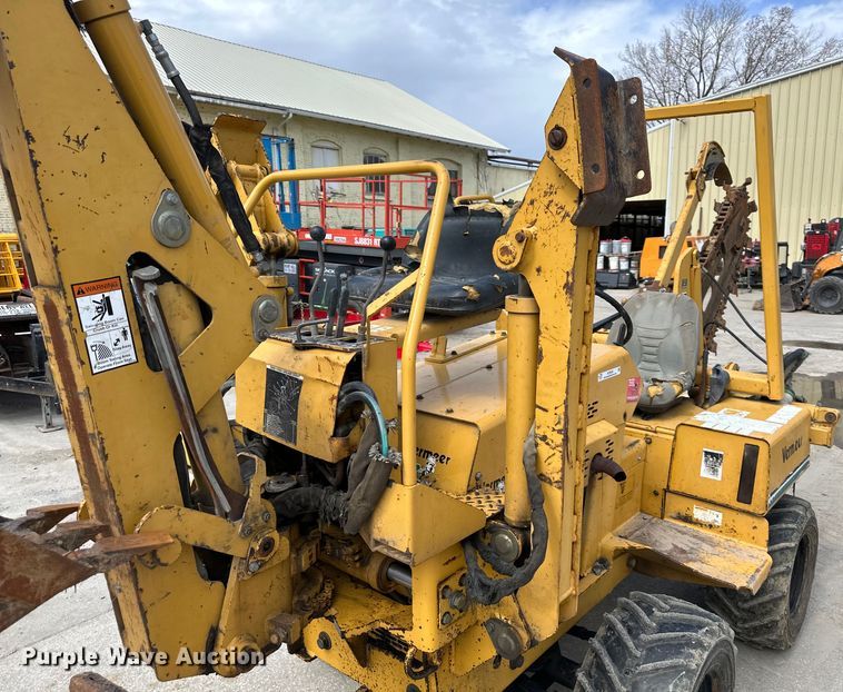 image for item NT9054 1998 Vermeer  V-3550A trencher