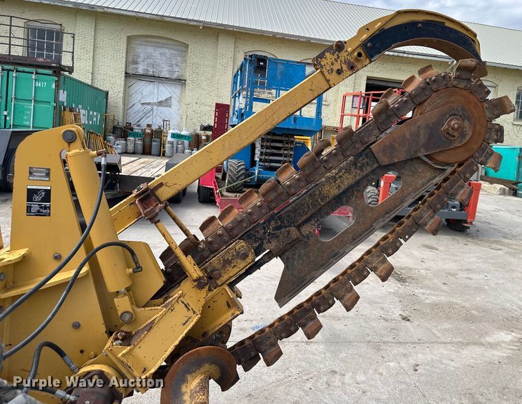 image for item NT9054 1998 Vermeer  V-3550A trencher