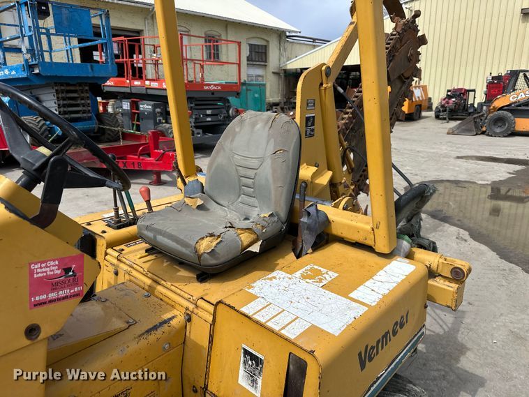 image for item NT9054 1998 Vermeer  V-3550A trencher