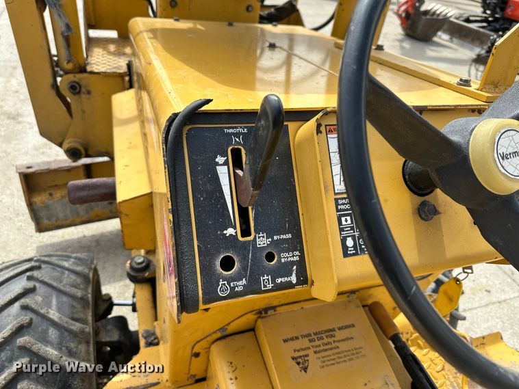 image for item NT9054 1998 Vermeer  V-3550A trencher