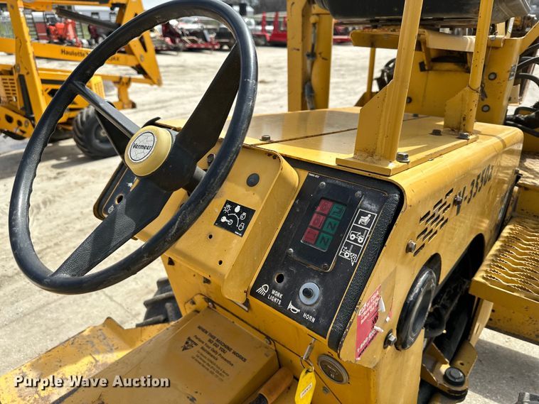 image for item NT9054 1998 Vermeer  V-3550A trencher