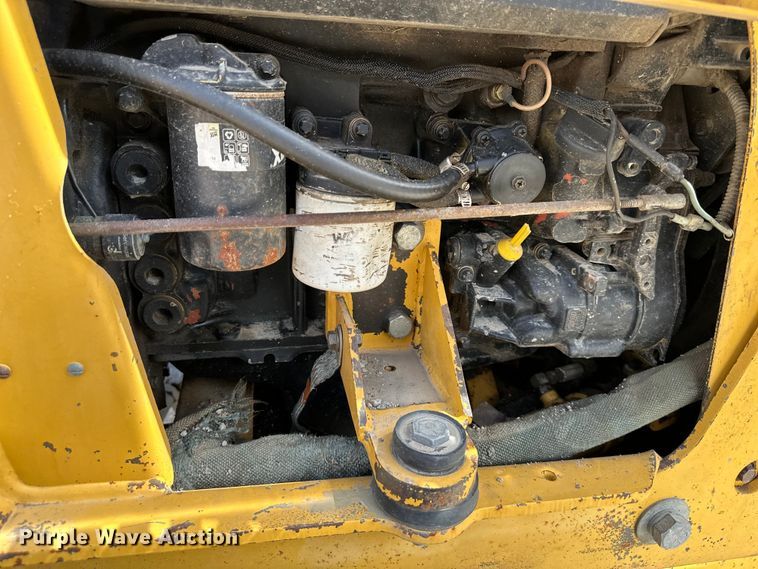 image for item NT9054 1998 Vermeer  V-3550A trencher