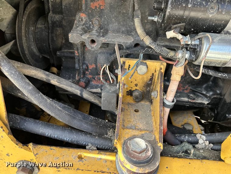 image for item NT9054 1998 Vermeer  V-3550A trencher