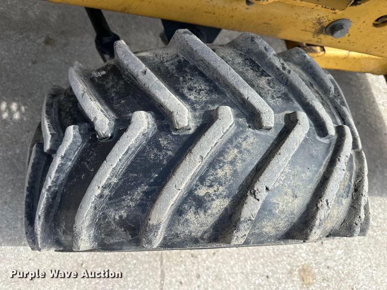 image for item NT9054 1998 Vermeer  V-3550A trencher