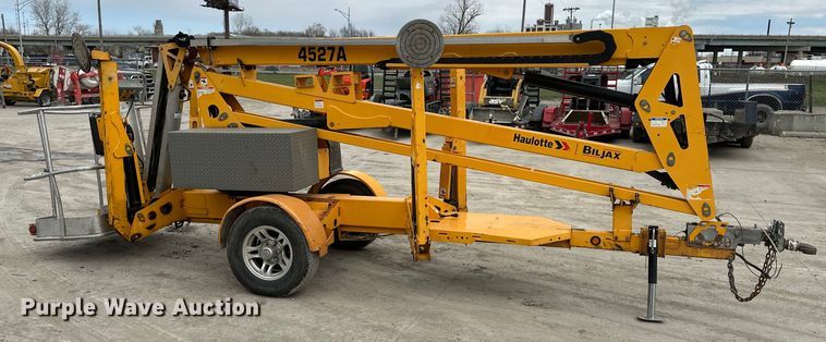 image for item NT9055 2011 Haulotte 4527A boom lift