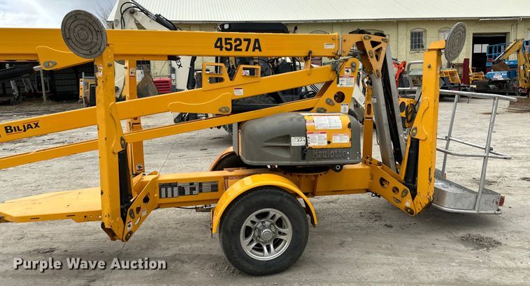 image for item NT9055 2011 Haulotte 4527A boom lift