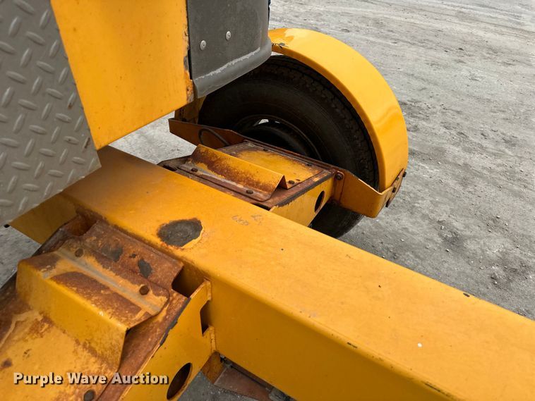 image for item NT9055 2011 Haulotte 4527A boom lift