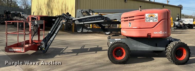 image for item NT9072 2014 Skyjack  SJ46AJ boom lift