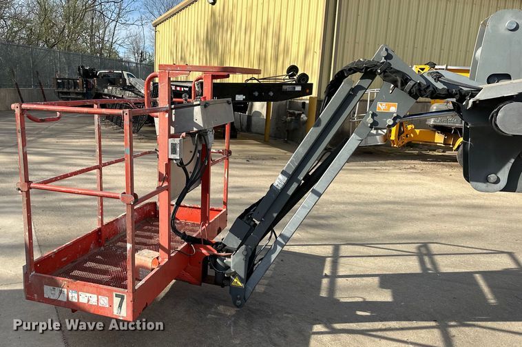 2014 Skyjack SJ46AJ boom lift in Topeka, KS Item NT9072 for sale