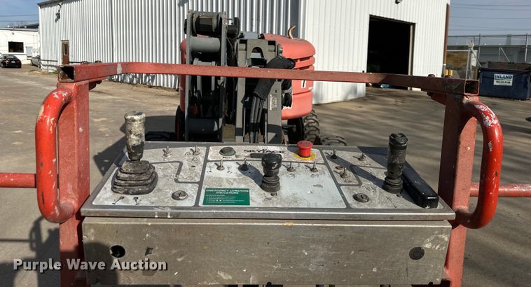 image for item NT9072 2014 Skyjack  SJ46AJ boom lift