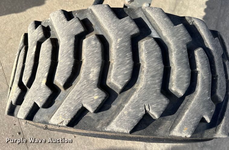 image for item NT9072 2014 Skyjack  SJ46AJ boom lift