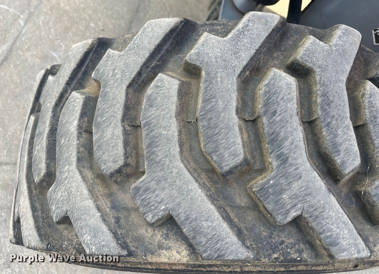 image for item NT9072 2014 Skyjack  SJ46AJ boom lift