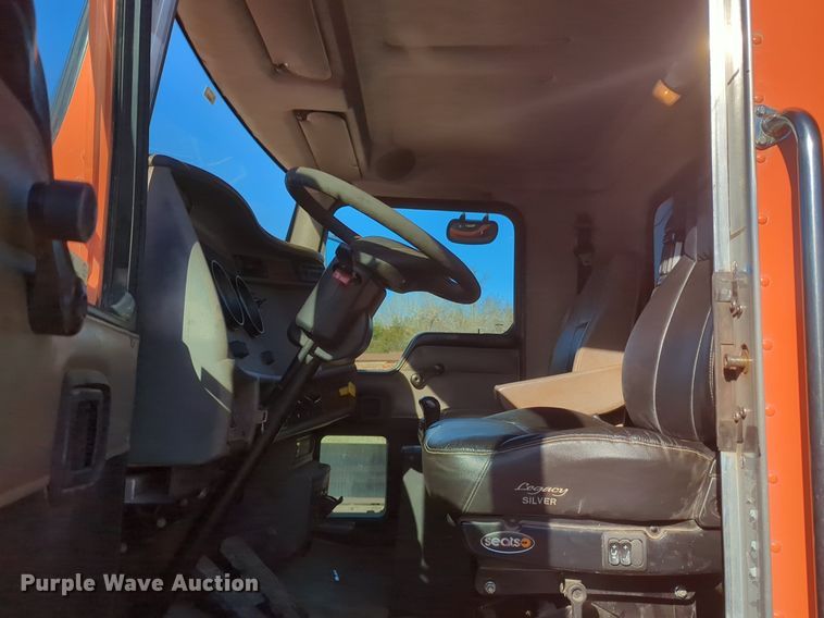 image for item NZ9435 2007 Kenworth T300 dump truck