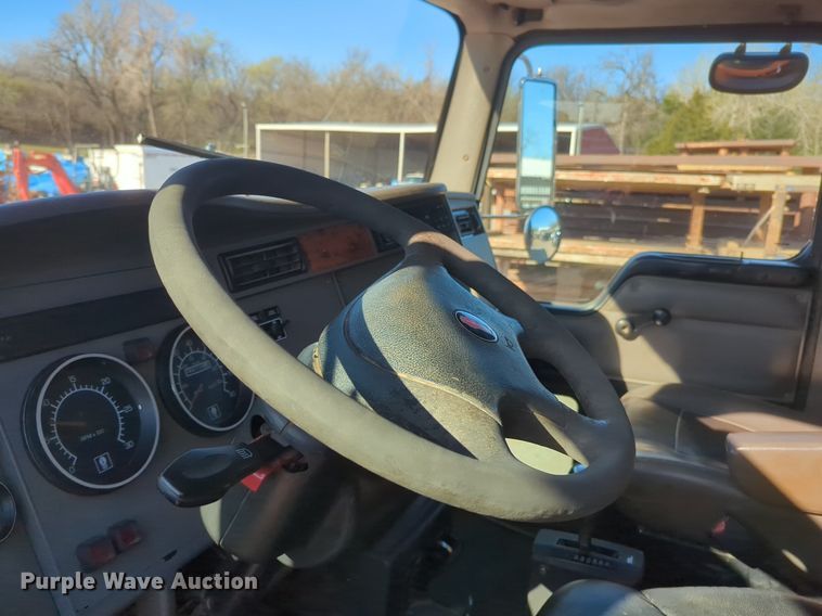 image for item NZ9435 2007 Kenworth T300 dump truck