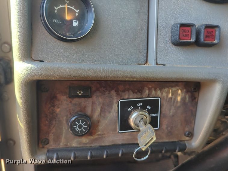 image for item NZ9435 2007 Kenworth T300 dump truck