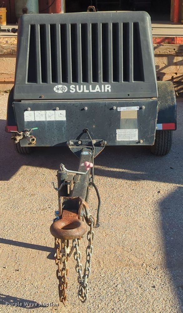 image for item NZ9437 Sullair 185 air compressor