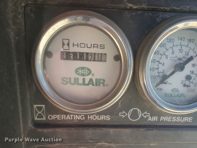 image for item NZ9437 Sullair 185 air compressor