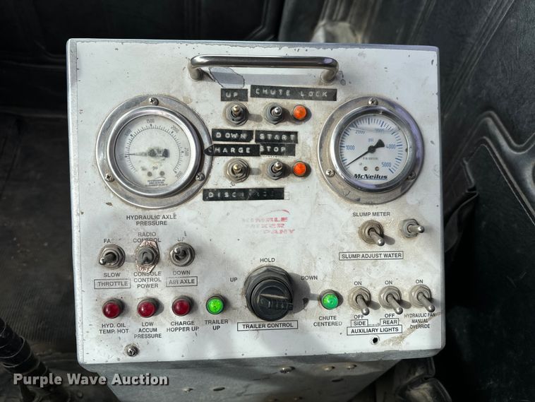 image for item OD9970 1999 Mack RD690S ready mix truck