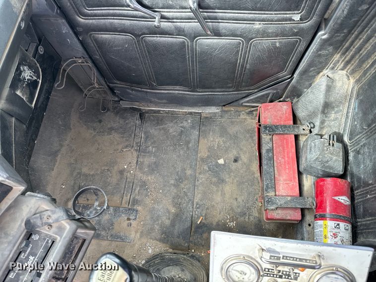 image for item OD9970 1999 Mack RD690S ready mix truck