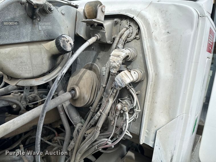 image for item OD9970 1999 Mack RD690S ready mix truck