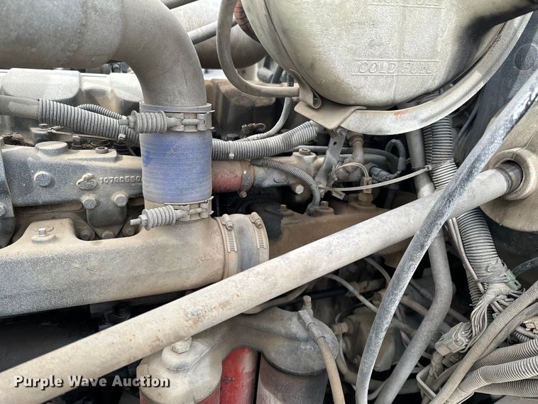 image for item OD9970 1999 Mack RD690S ready mix truck