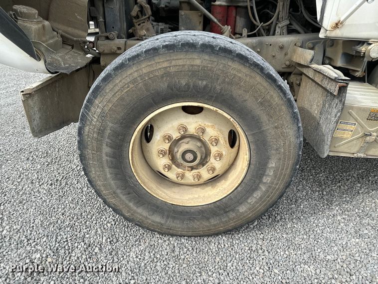 image for item OD9970 1999 Mack RD690S ready mix truck