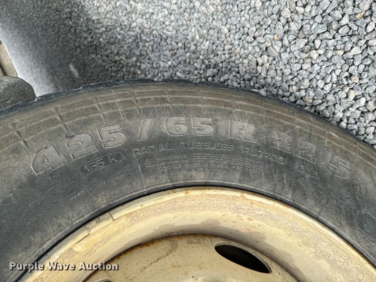 image for item OD9970 1999 Mack RD690S ready mix truck