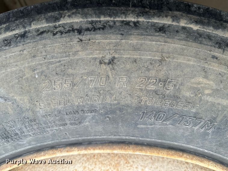 image for item OD9970 1999 Mack RD690S ready mix truck