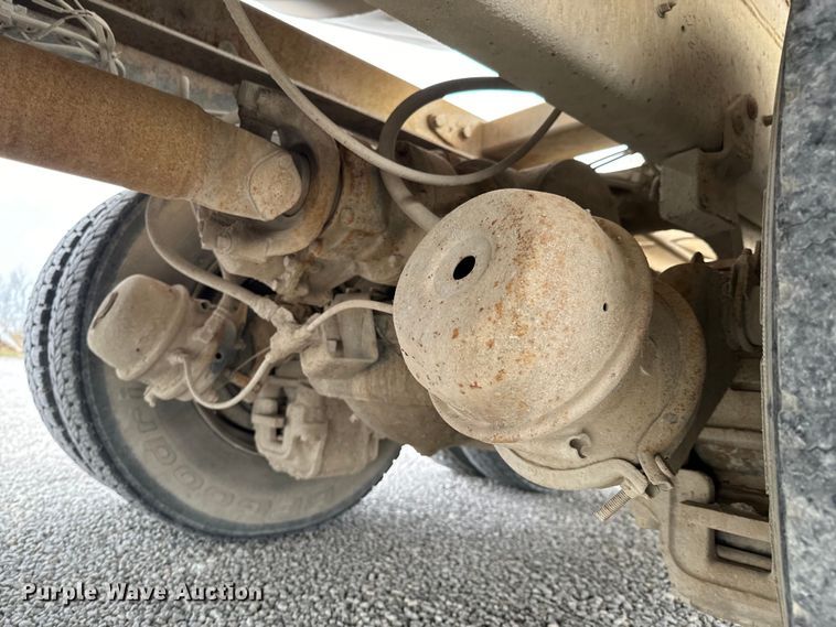 image for item OD9970 1999 Mack RD690S ready mix truck