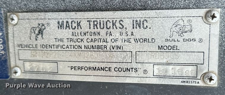 image for item OD9970 1999 Mack RD690S ready mix truck